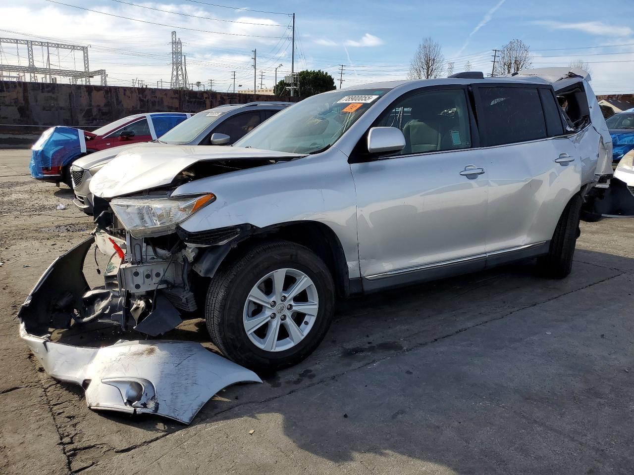 2012 TOYOTA HIGHLANDER