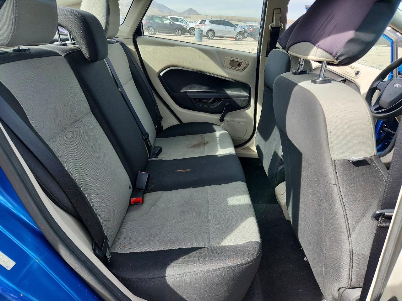 2011 FORD Fiesta