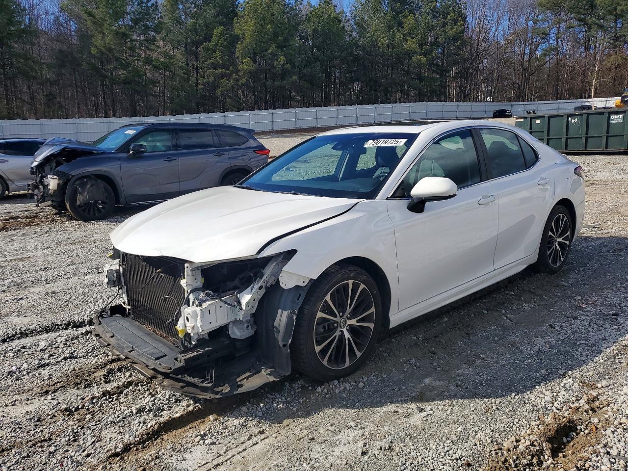 2018 TOYOTA CAMRY