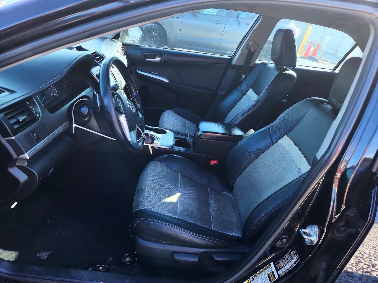 2014 TOYOTA CAMRY