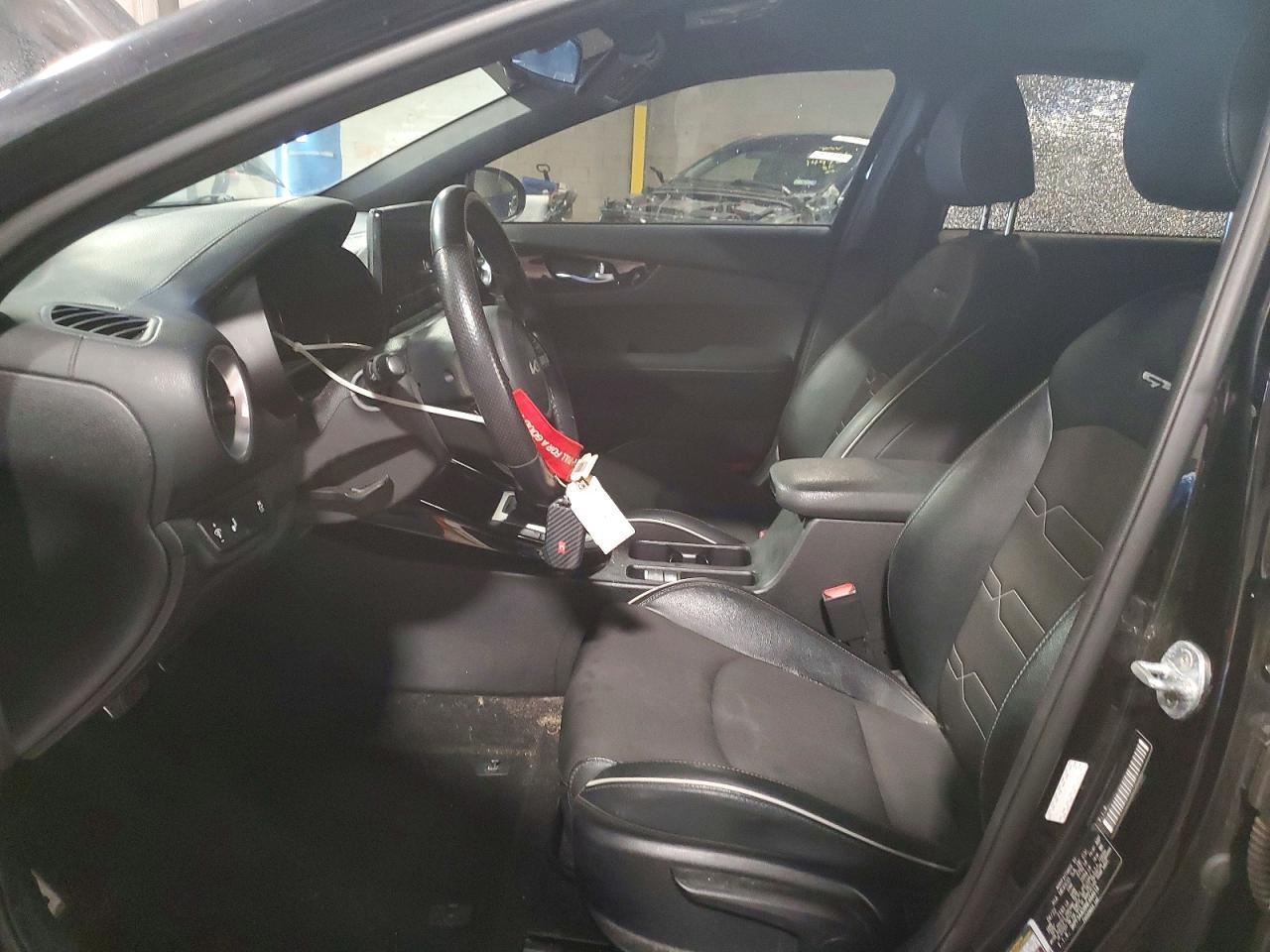 2022 KIA FORTE
