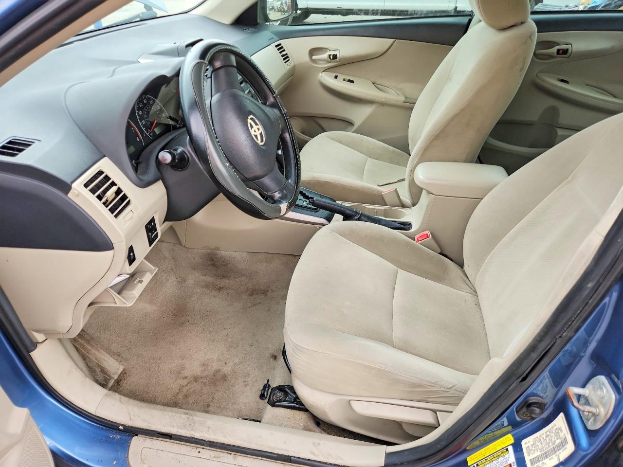 2013 TOYOTA COROLLA
