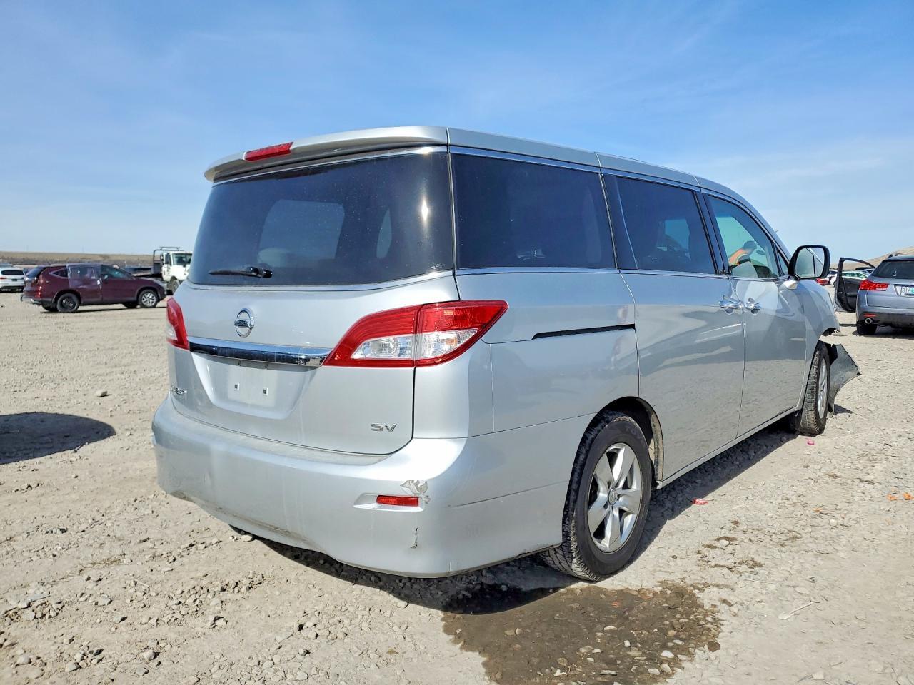 2013 NISSAN Quest