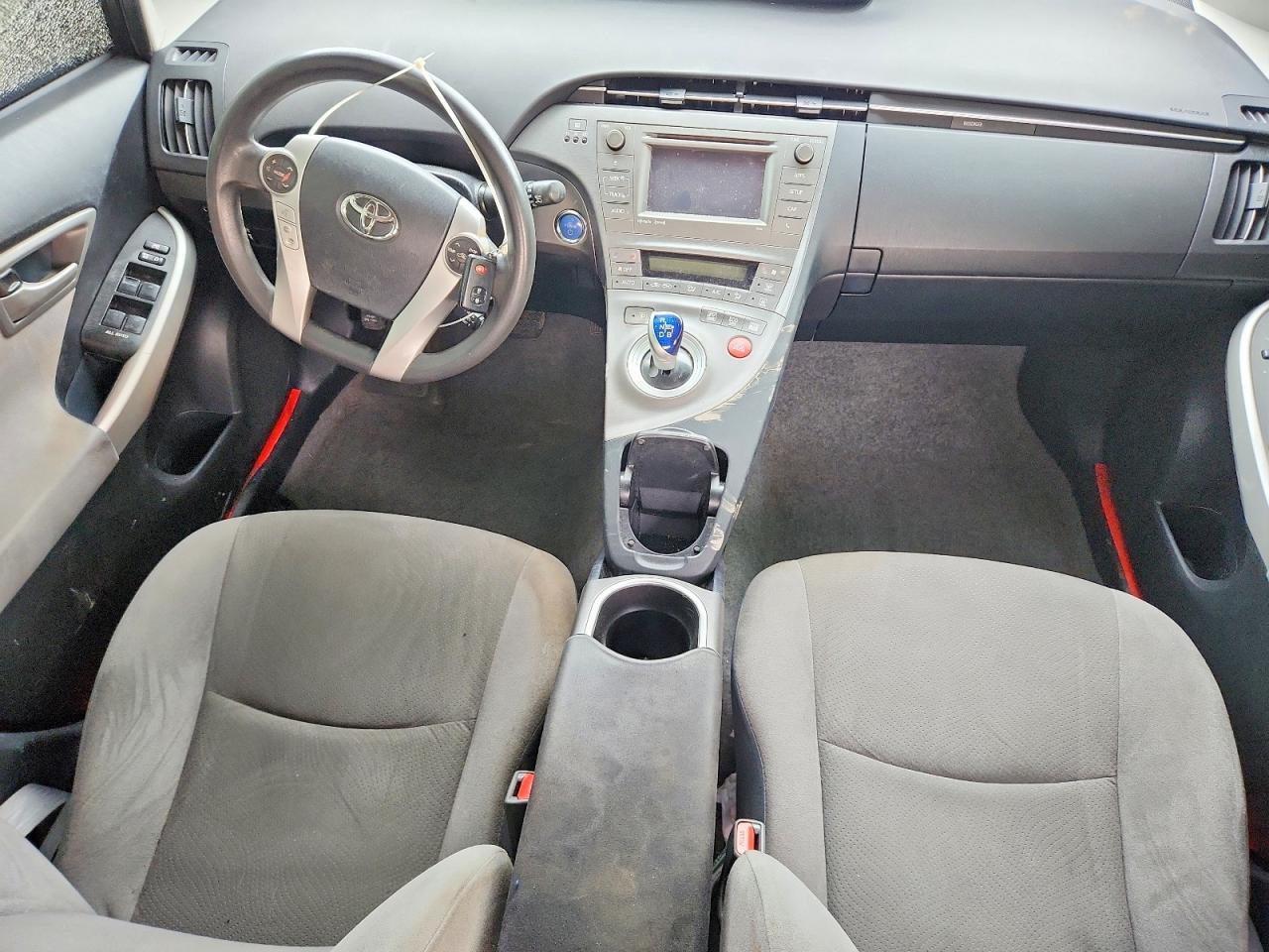 2015 TOYOTA PRIUS