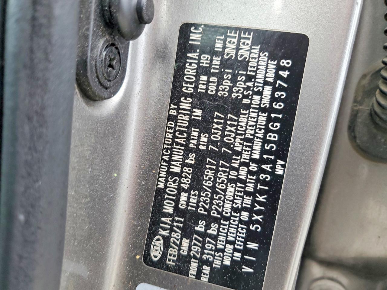 2011 KIA SORENTO