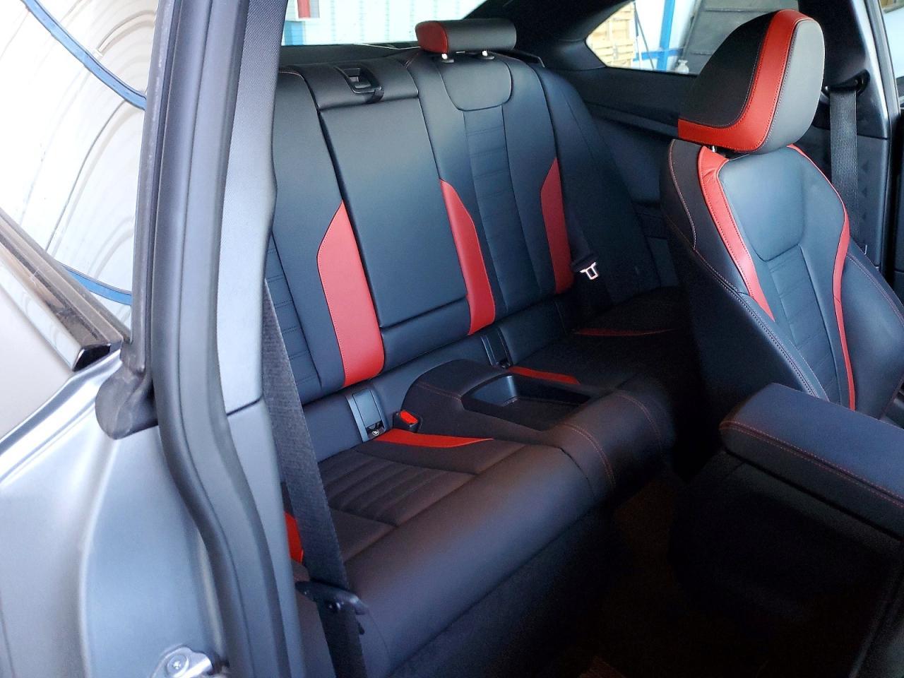2025 BMW M240i