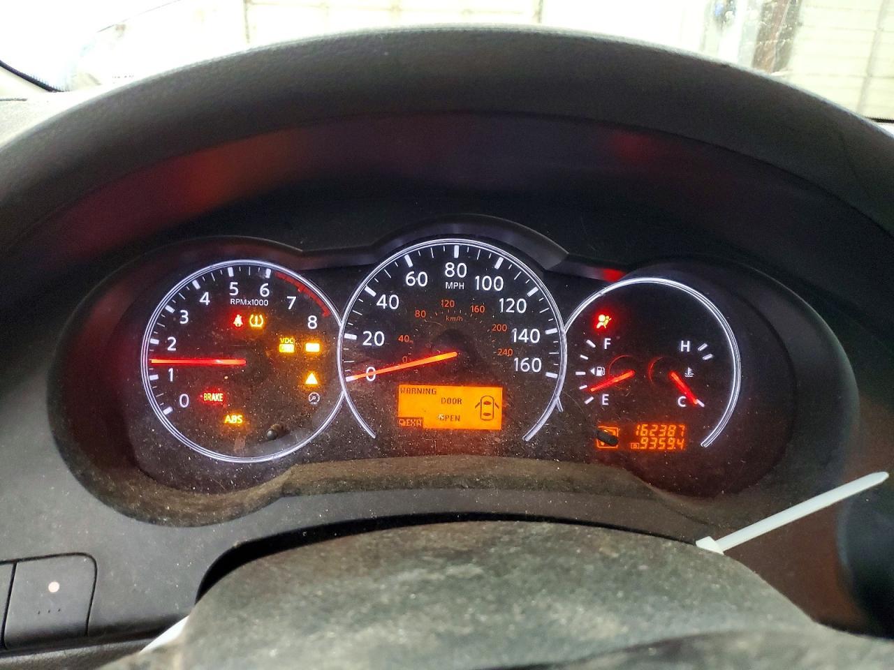 2010 NISSAN ALTIMA