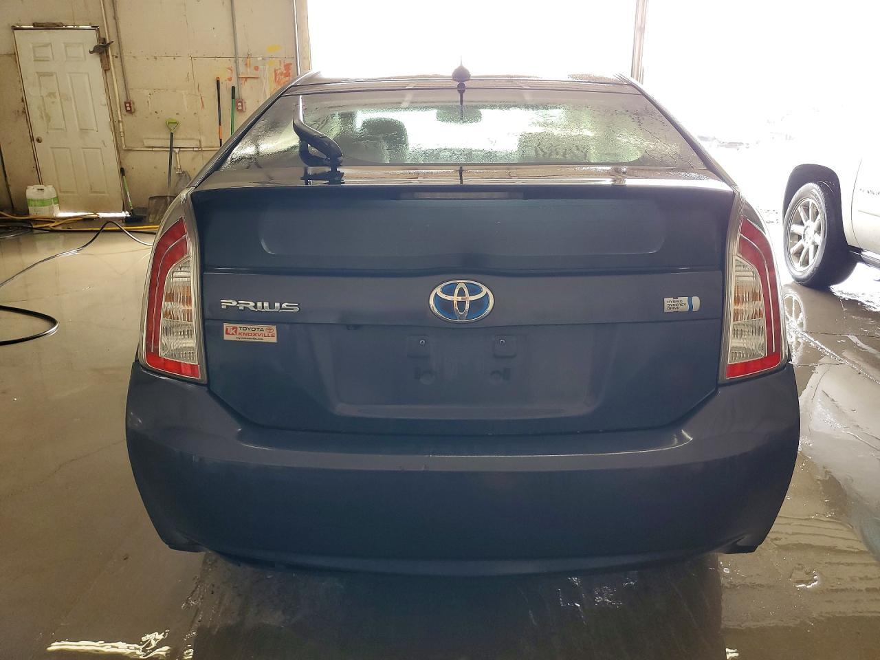 2015 TOYOTA PRIUS