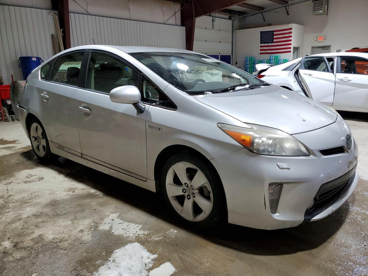 2012 TOYOTA PRIUS