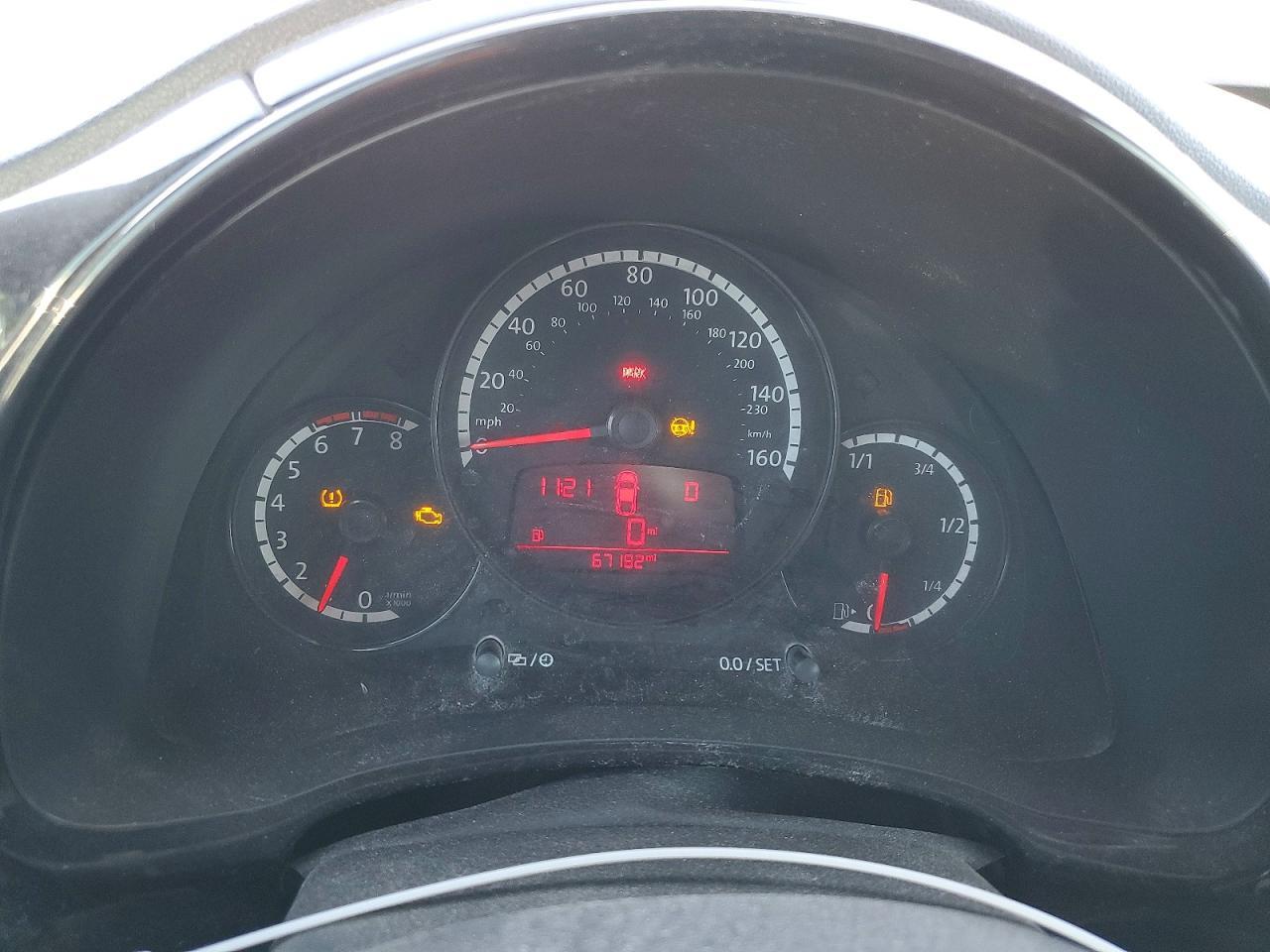2015 VOLKSWAGEN Beetle