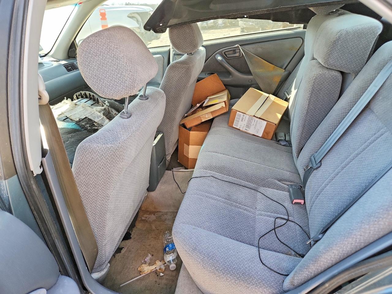 2000 TOYOTA CAMRY