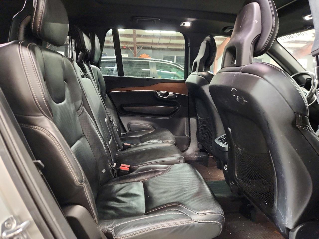 2018 VOLVO XC90