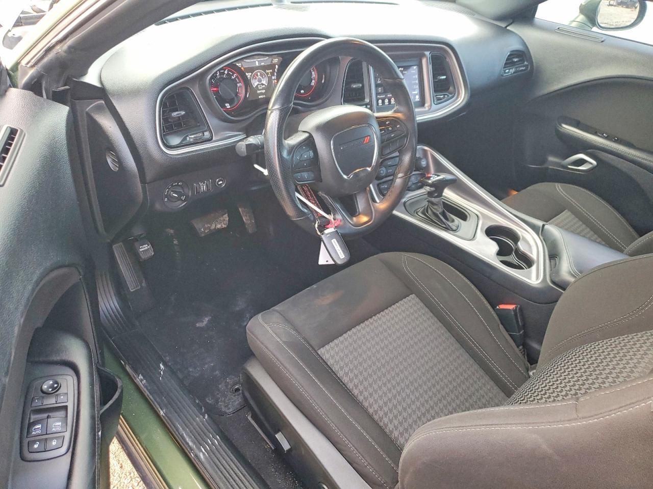 2021 DODGE Challenger