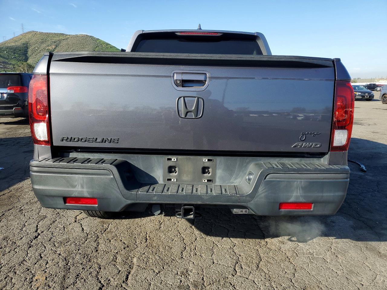 2018 HONDA Ridgeline
