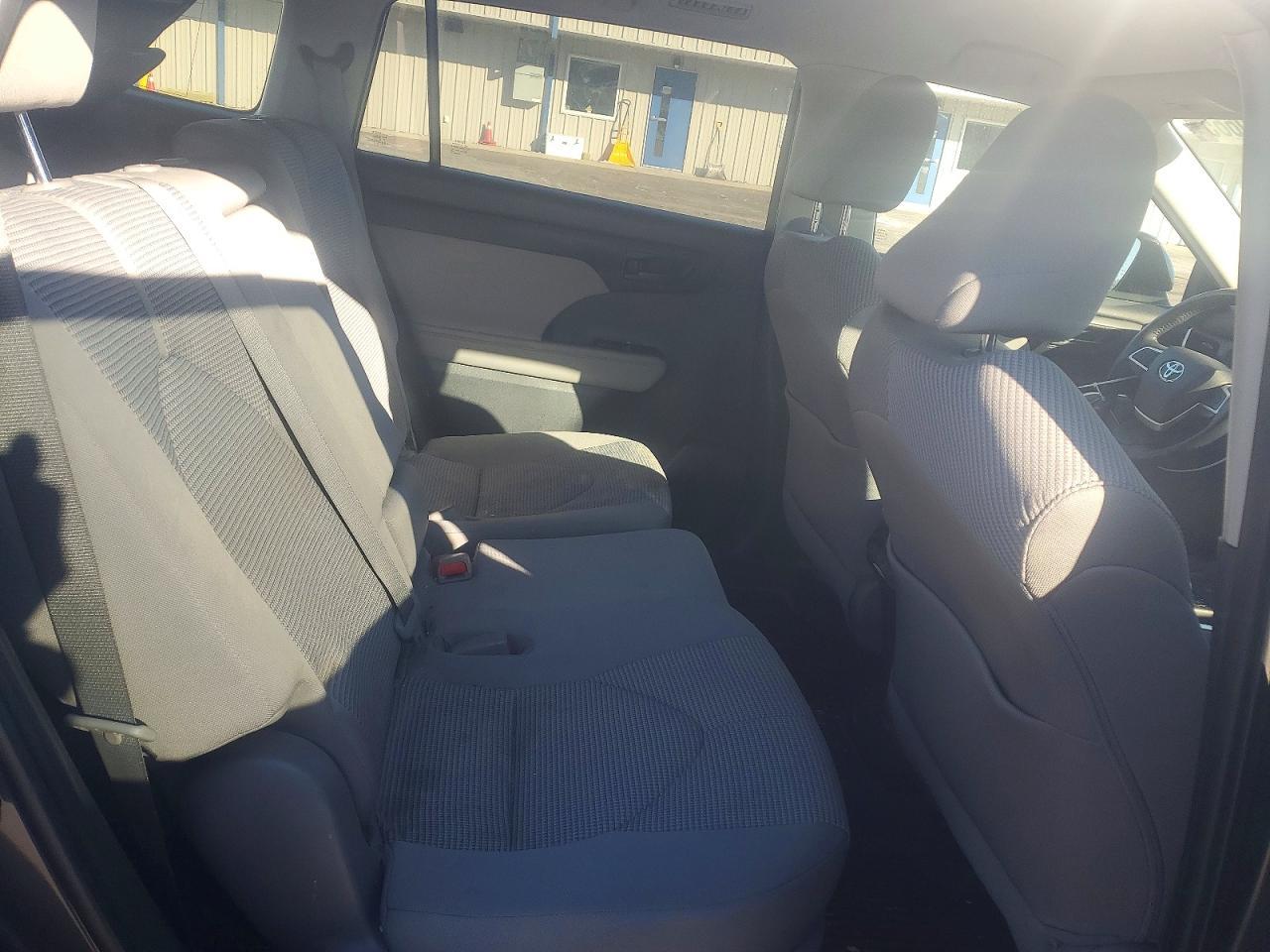 2022 TOYOTA HIGHLANDER