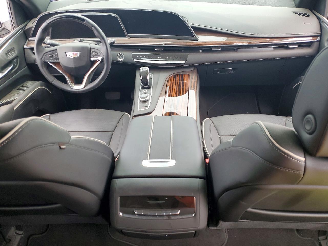 2022 CADILLAC ESCALADE