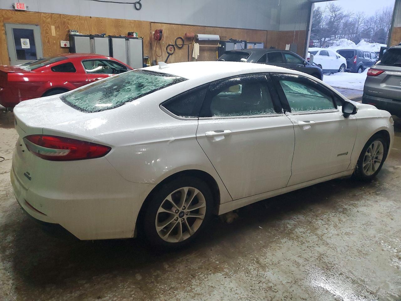 2019 FORD FUSION