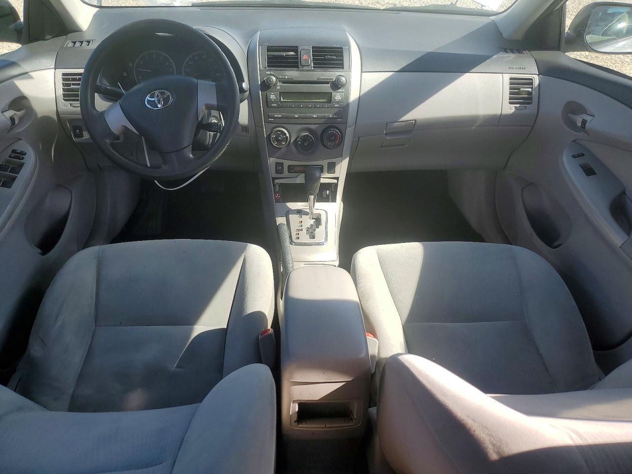 2011 TOYOTA COROLLA