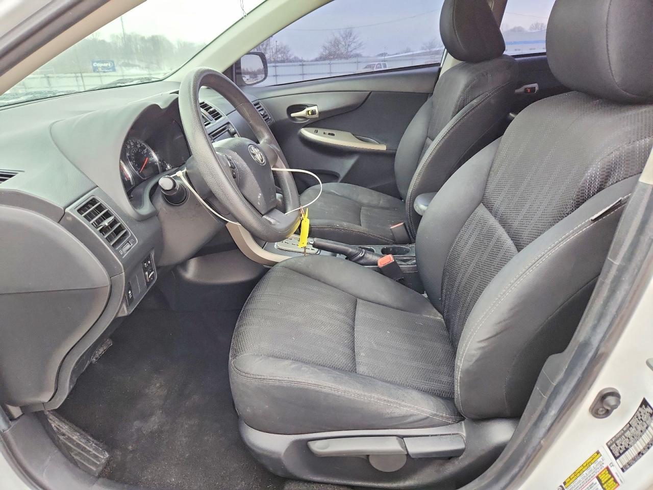 2013 TOYOTA COROLLA