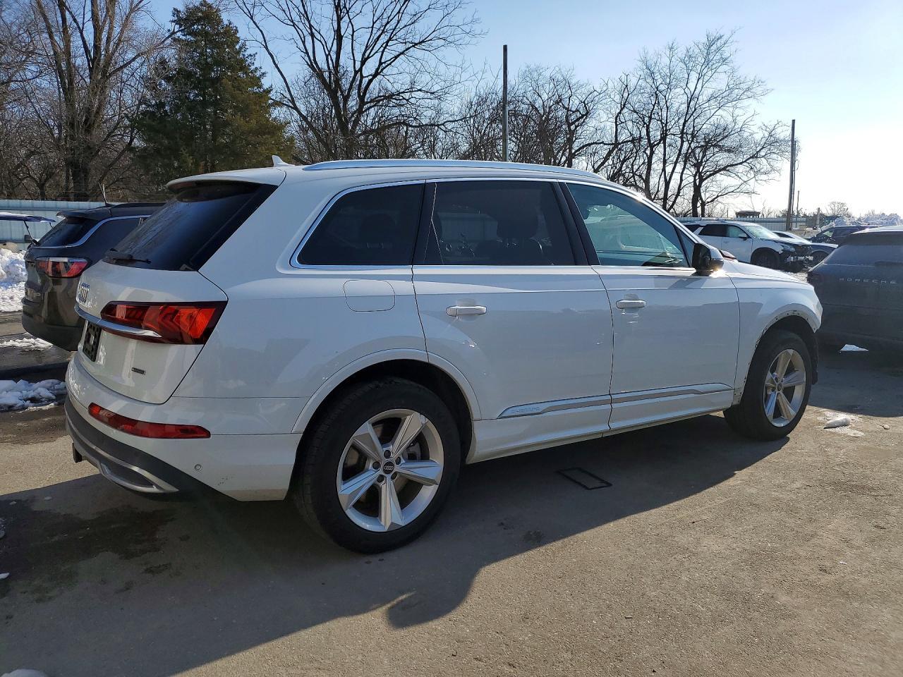 2021 AUDI Q7