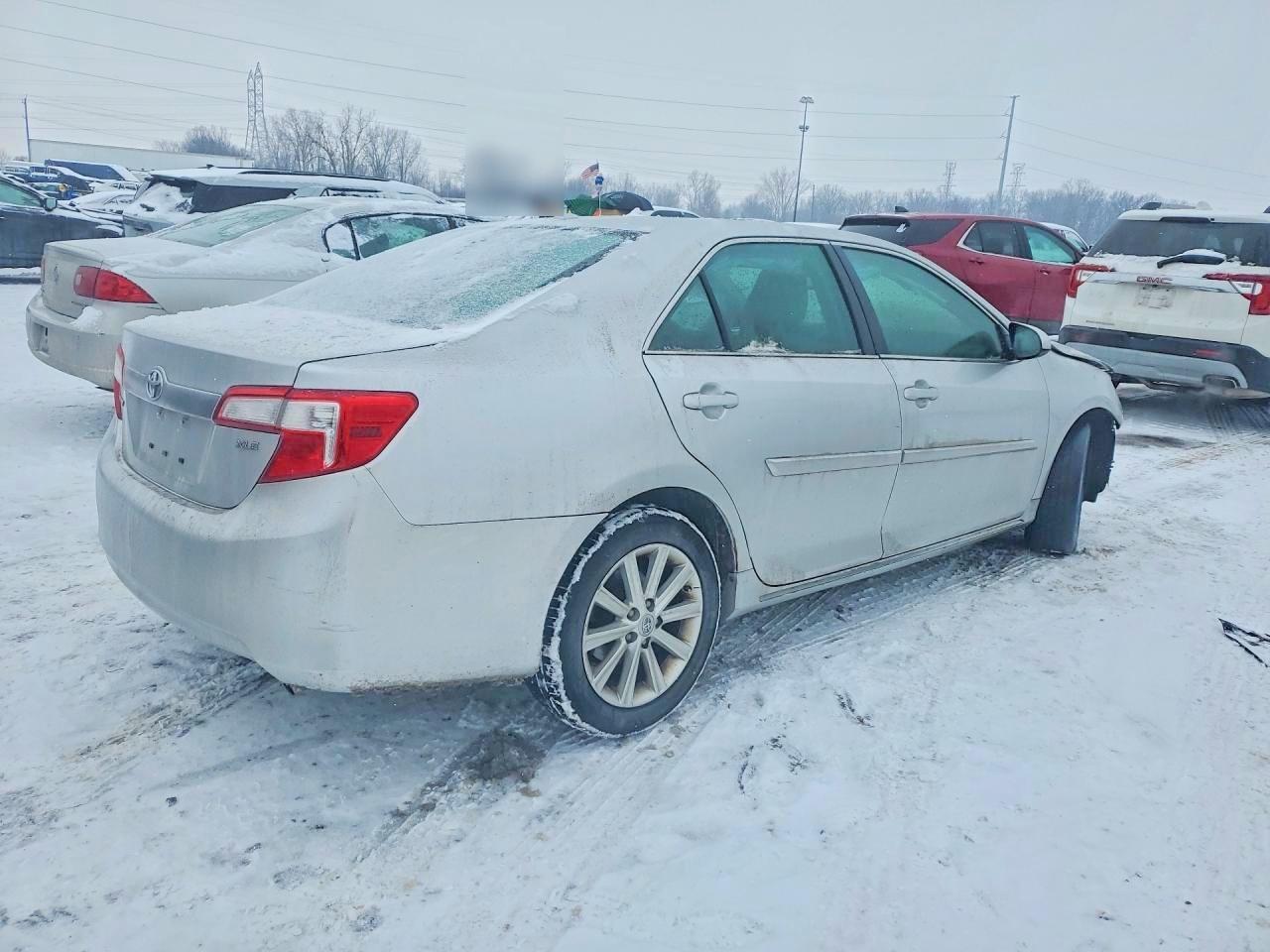 2014 TOYOTA CAMRY