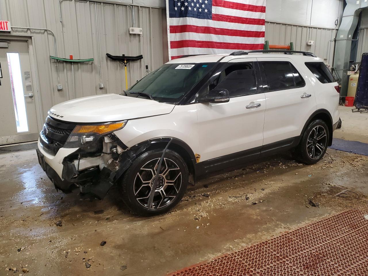 2014 FORD Explorer Sport Trac