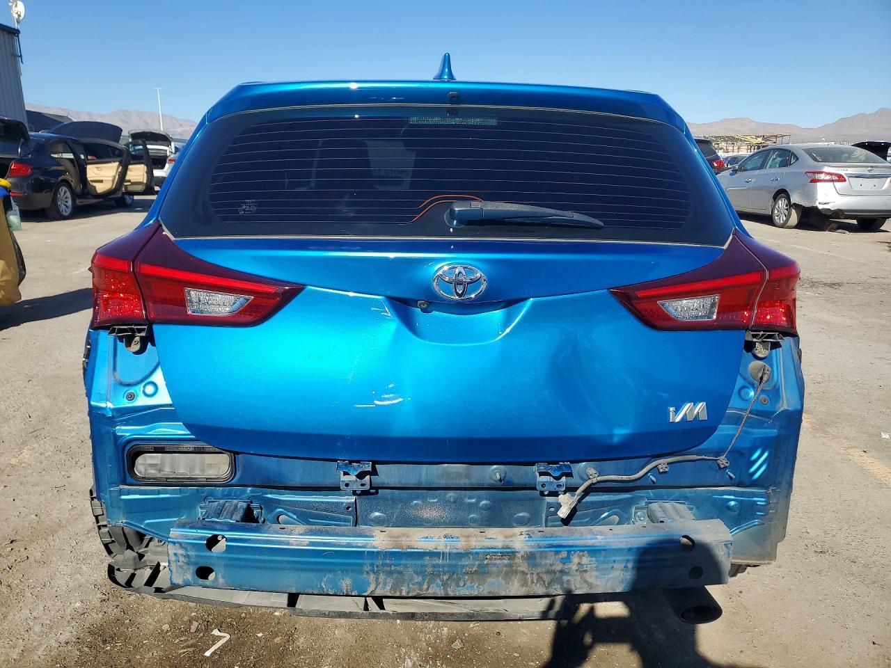 2018 TOYOTA COROLLA