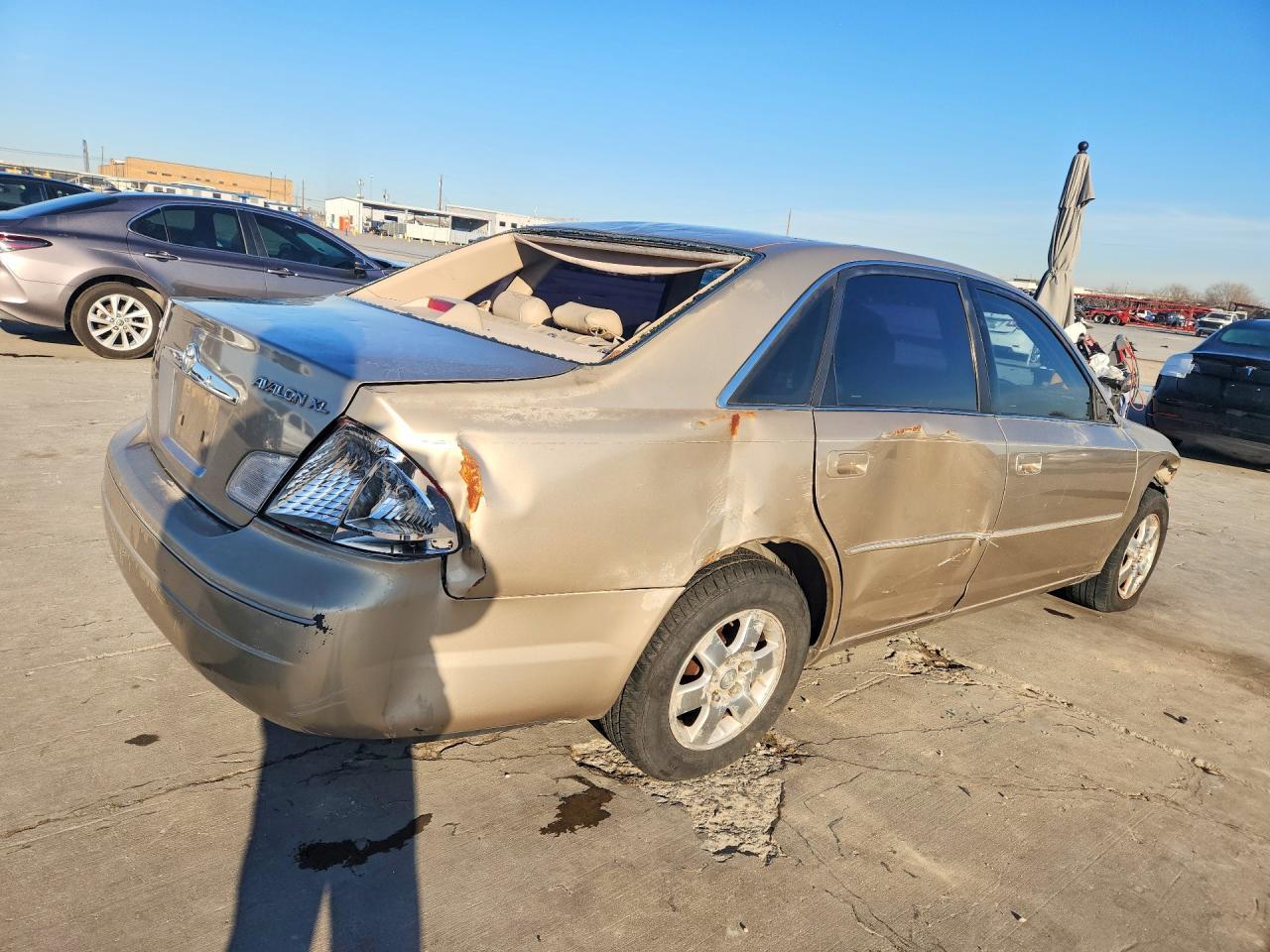 2000 TOYOTA Avalon