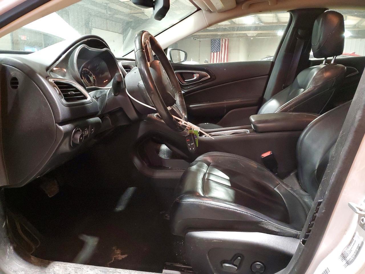 2015 CHRYSLER 200