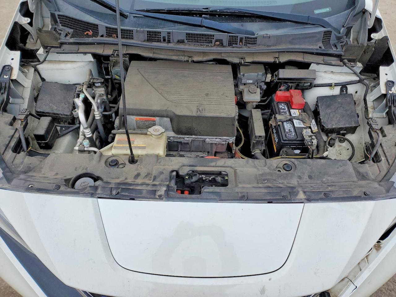 2018 NISSAN LEAF