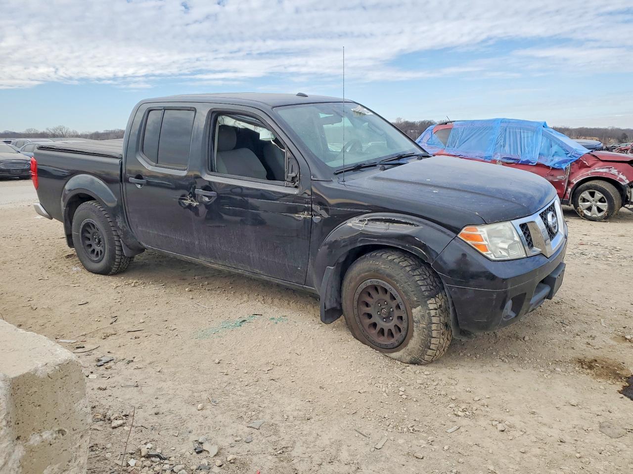 2014 NISSAN Frontier