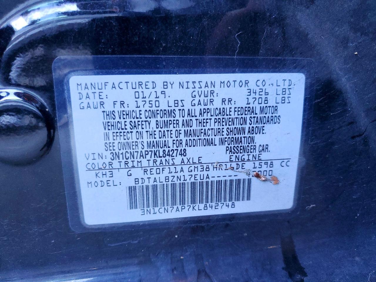 2019 NISSAN VERSA