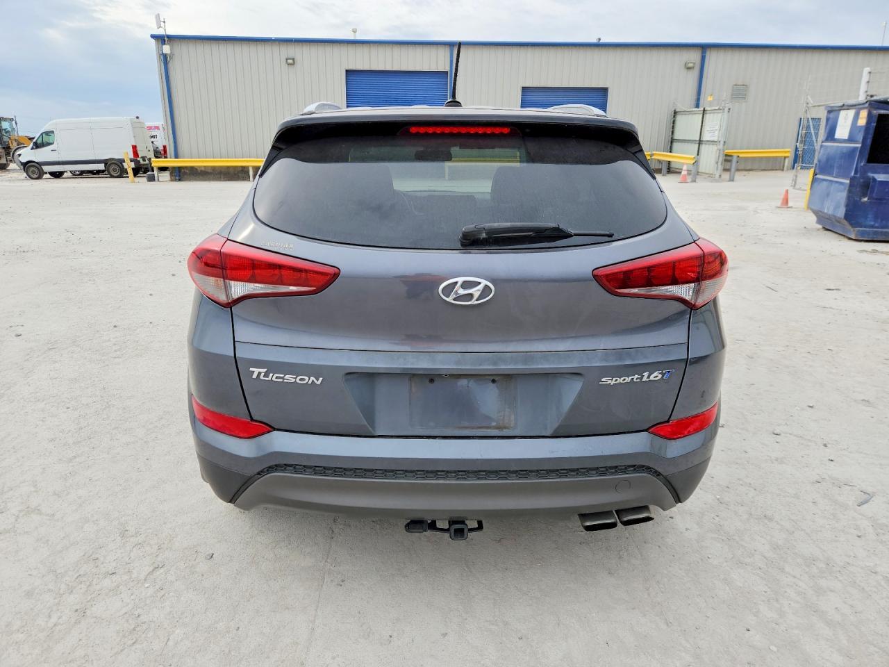 2016 HYUNDAI TUCSON