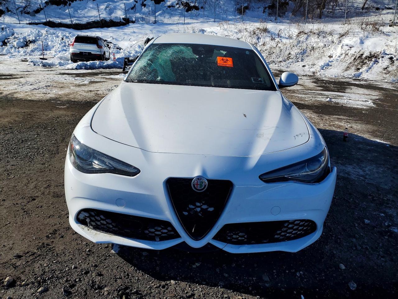 2022 ALFA ROMEO Giulia