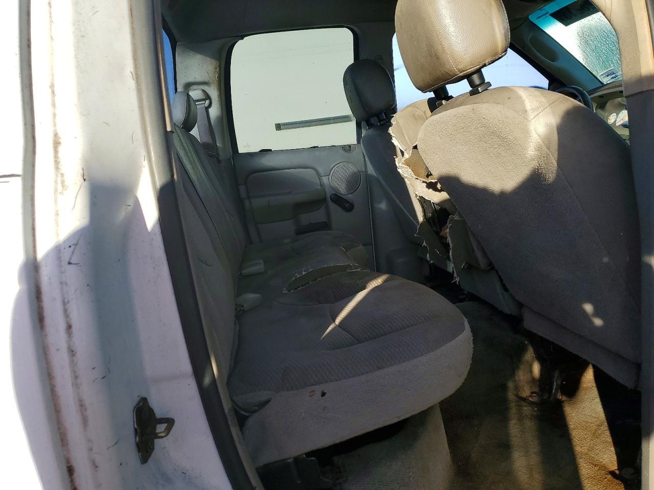2004 DODGE RAM 1500
