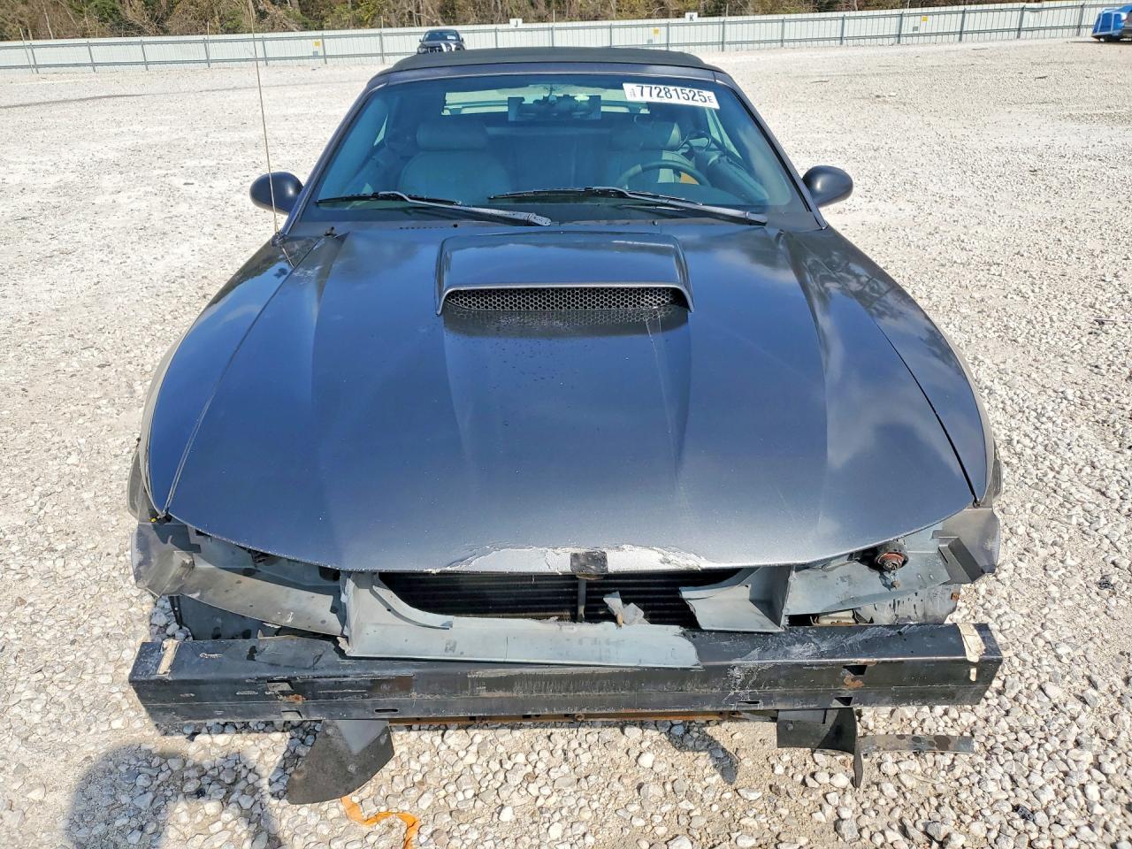 2004 FORD MUSTANG