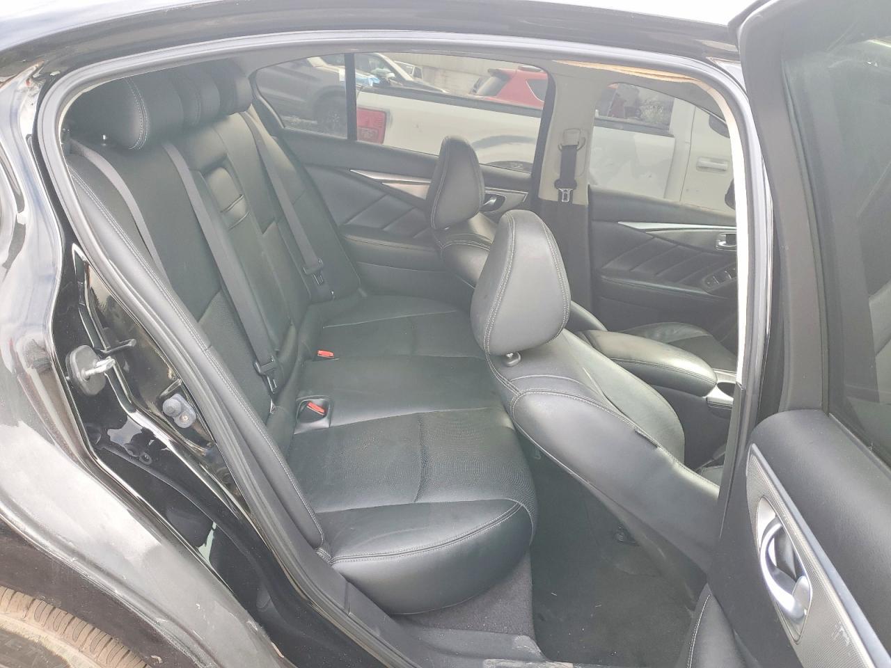 2014 INFINITI Q50