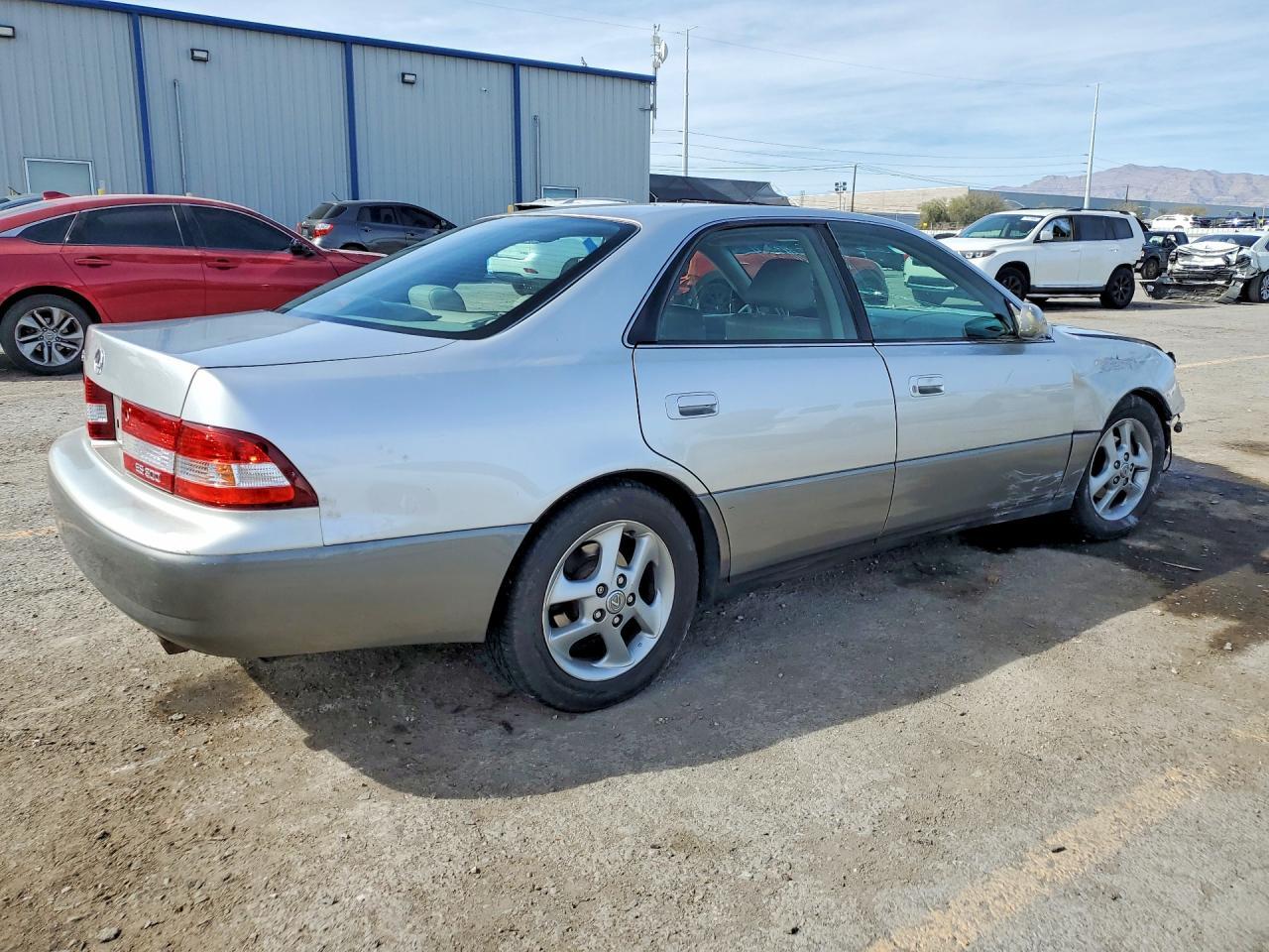 2000 LEXUS Es 300