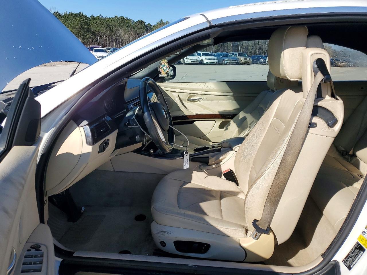 2011 BMW 3 SERIES