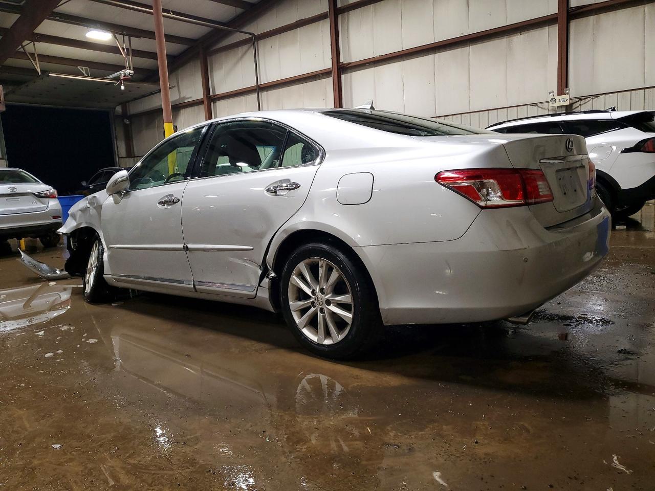 2011 LEXUS ES 350