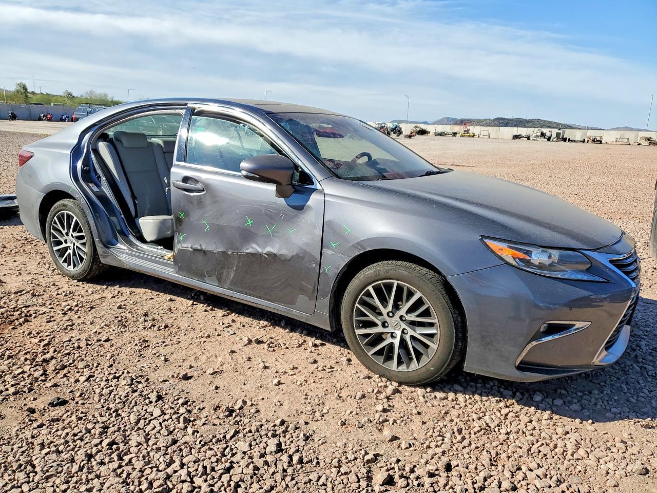 2017 LEXUS ES 350