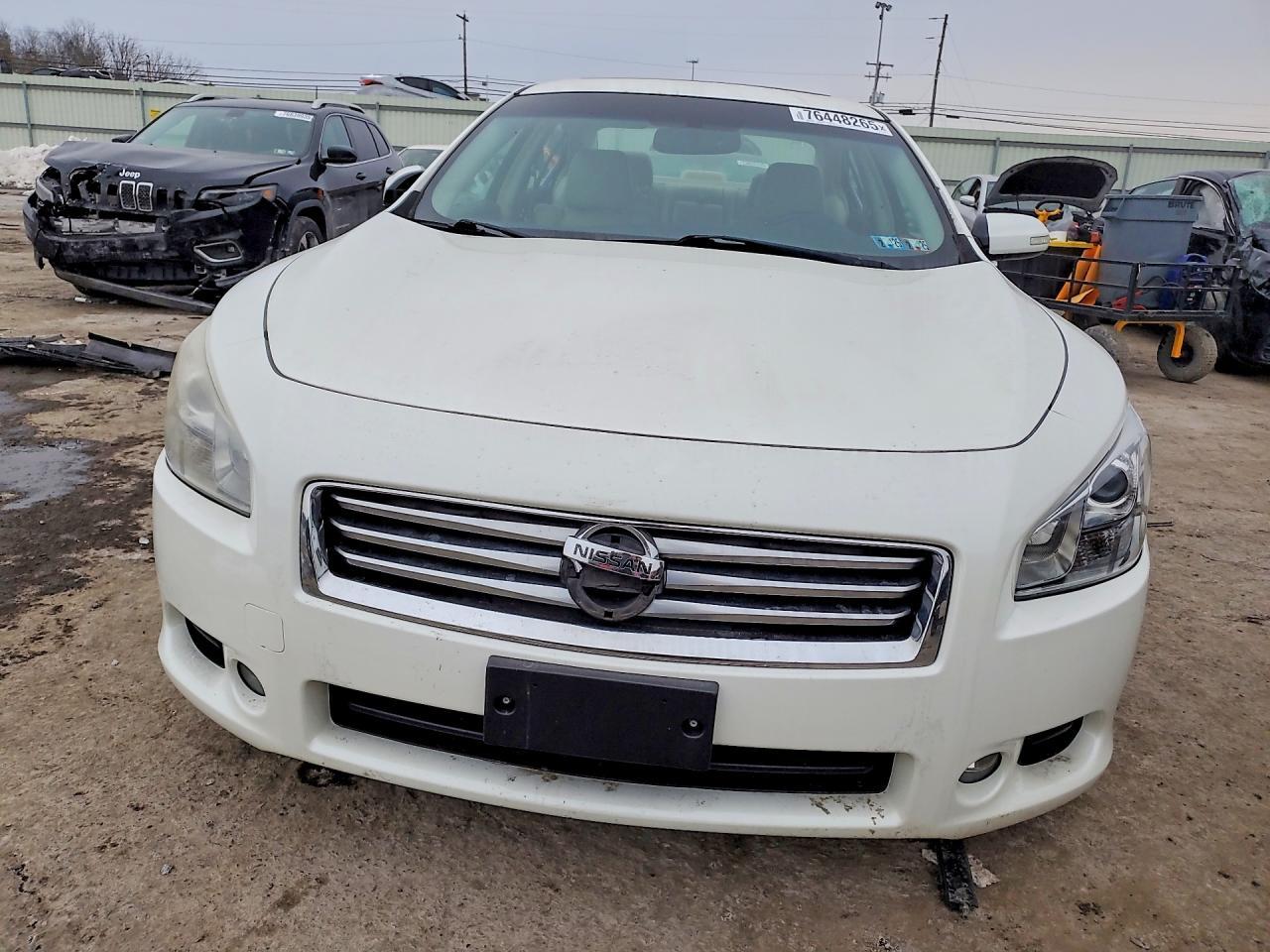 2014 NISSAN Maxima