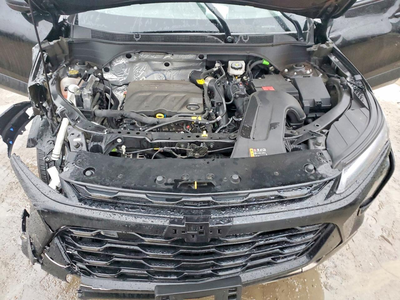 2025 CHEVROLET TRAX