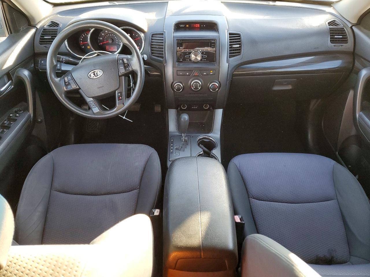 2011 KIA SORENTO