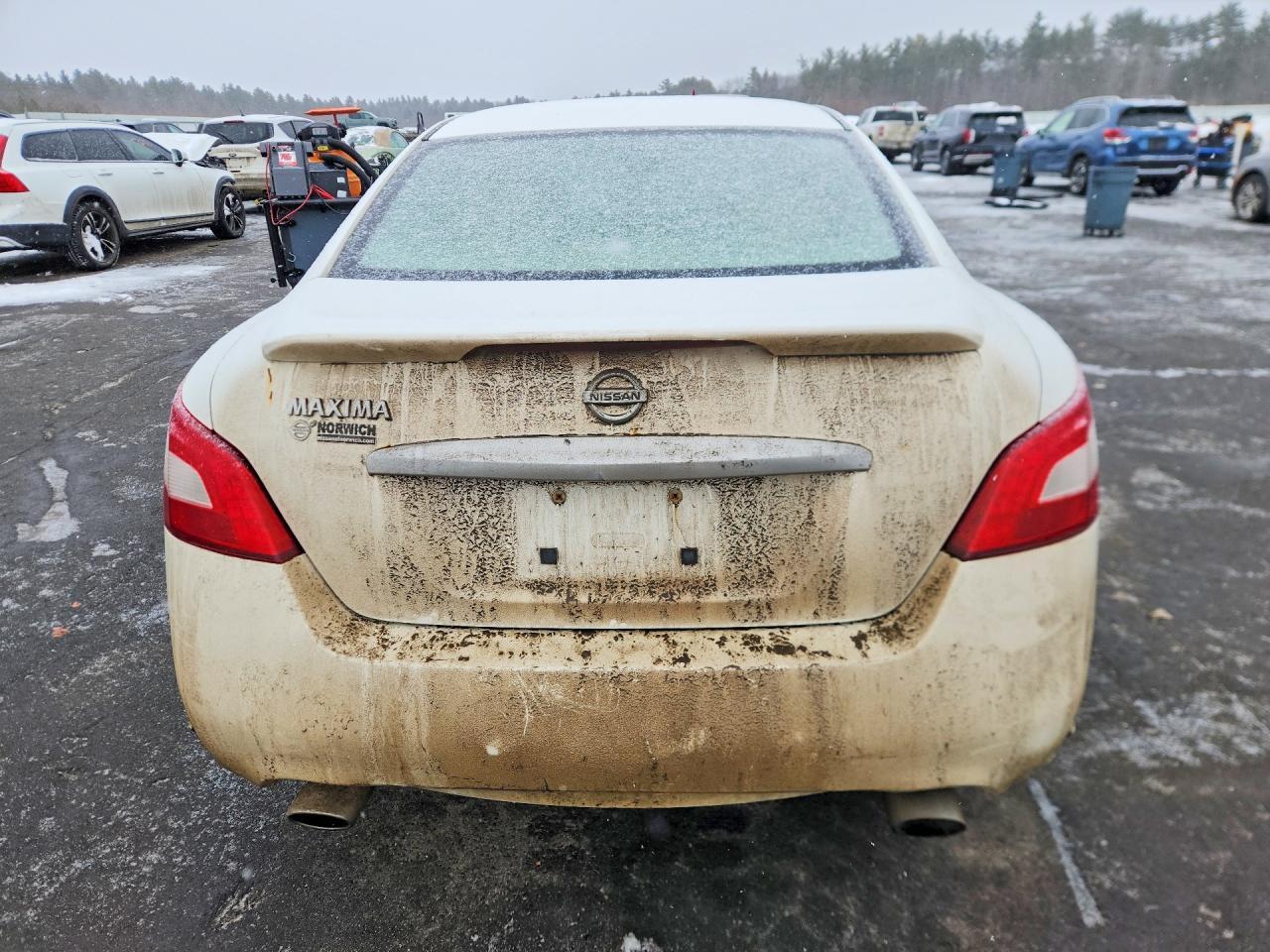 2009 NISSAN Maxima