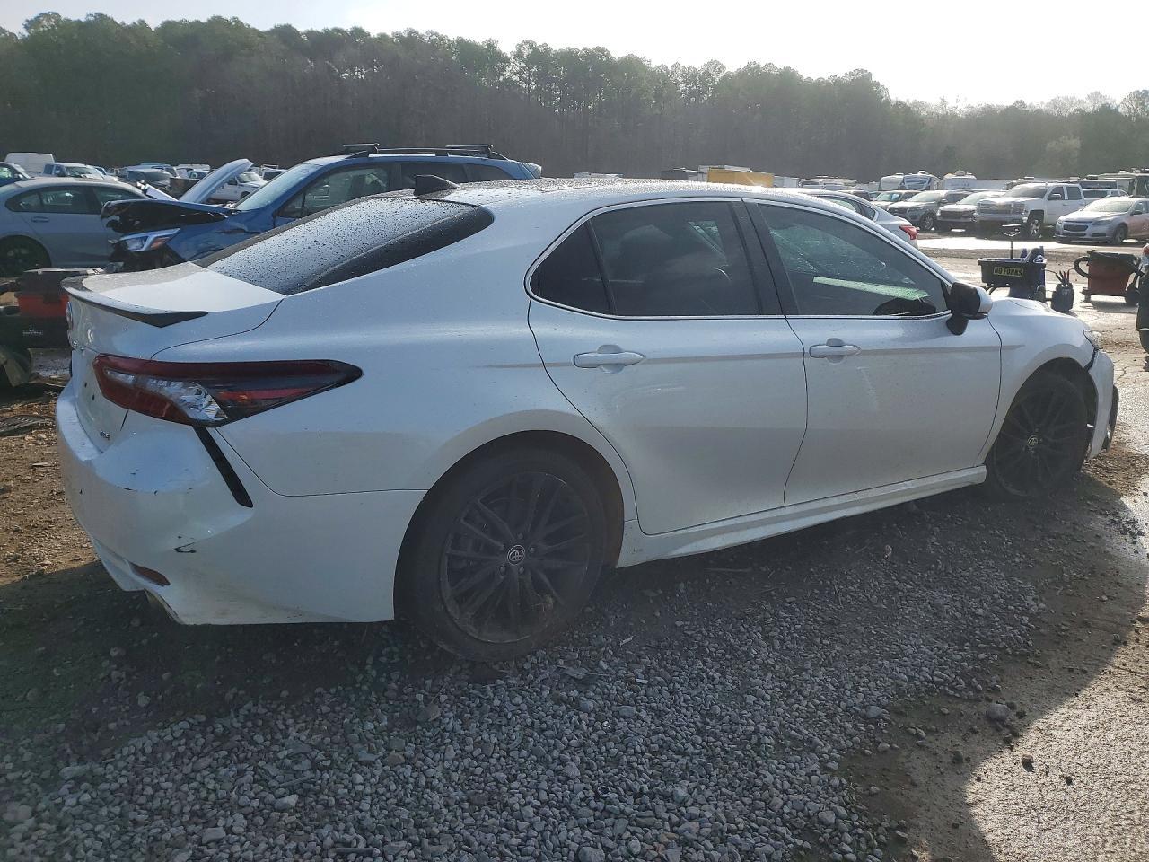 2022 TOYOTA CAMRY