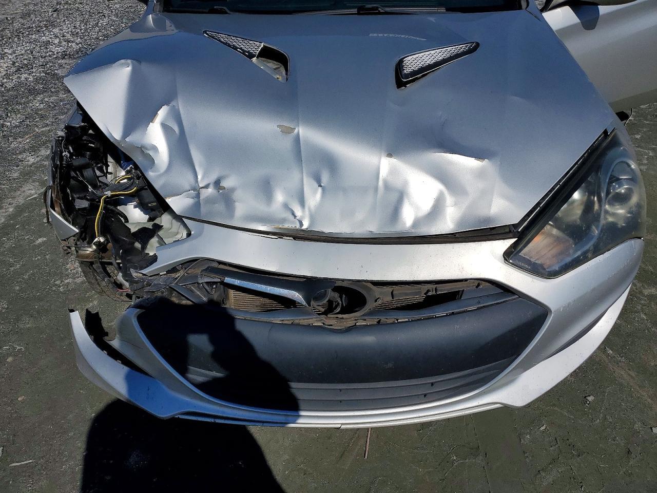2013 HYUNDAI GENESIS