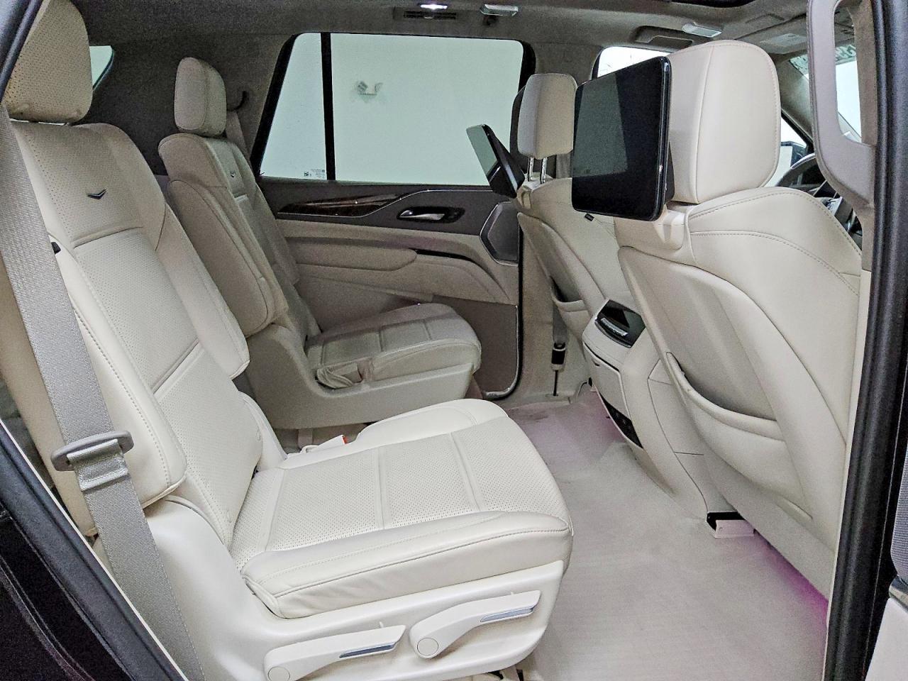 2024 CADILLAC ESCALADE