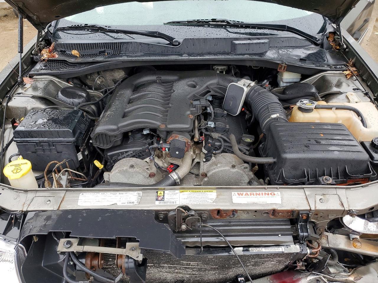 2010 CHRYSLER 300
