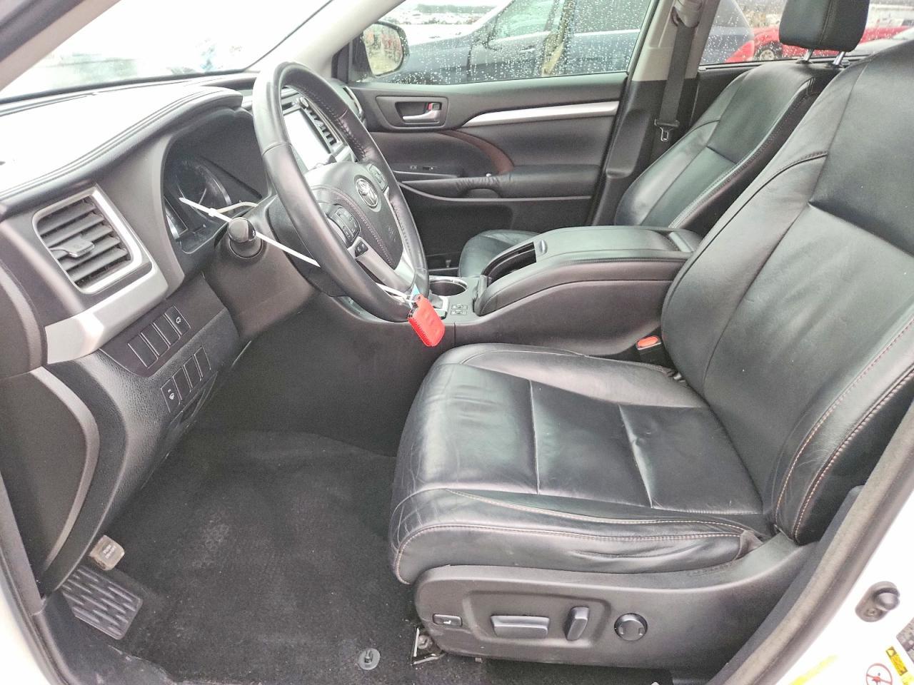 2015 TOYOTA HIGHLANDER